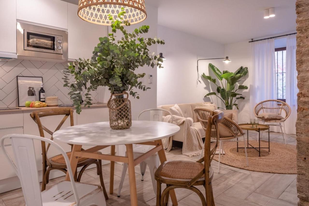 Apartamentos Junto A Jardines Del Triunfo Granada Bagian luar foto