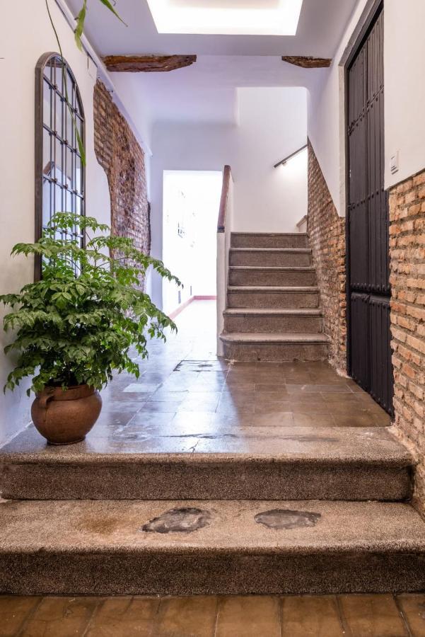 Apartamentos Junto A Jardines Del Triunfo Granada Bagian luar foto